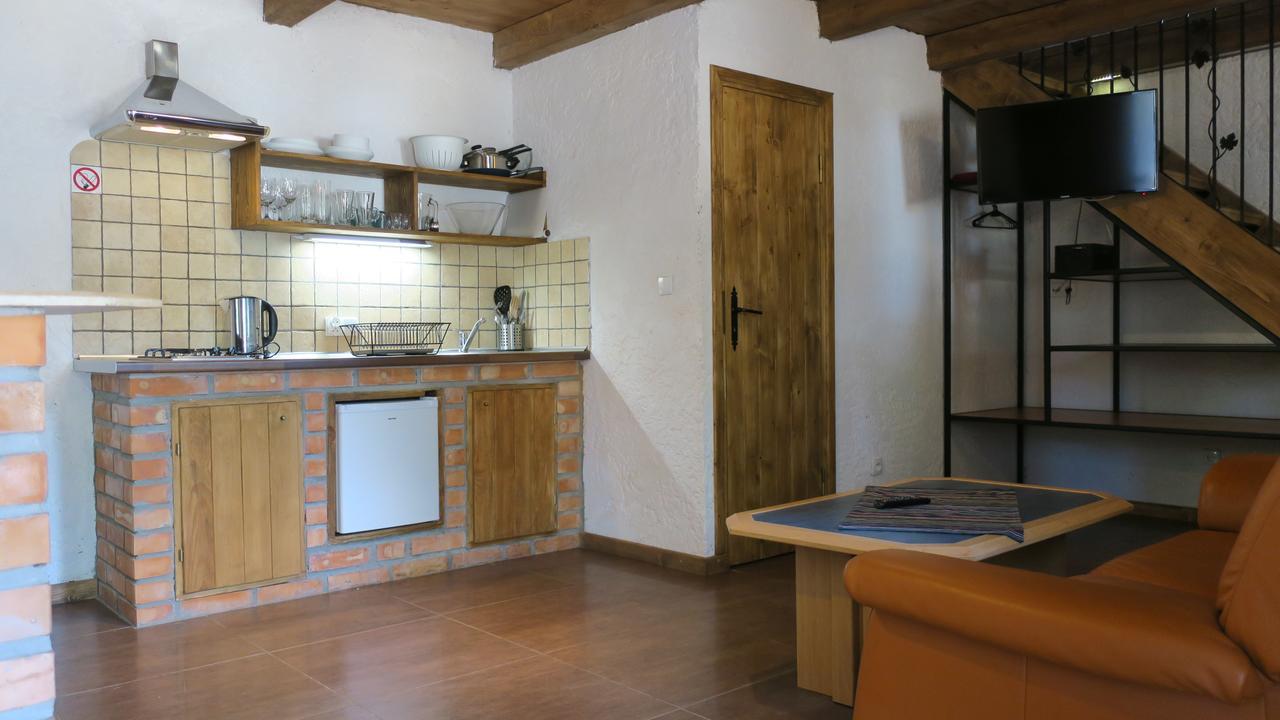 Osada Pod Czerwonym Debem - Czarny Mlyn Villa Jastrzebia Gora Exterior photo