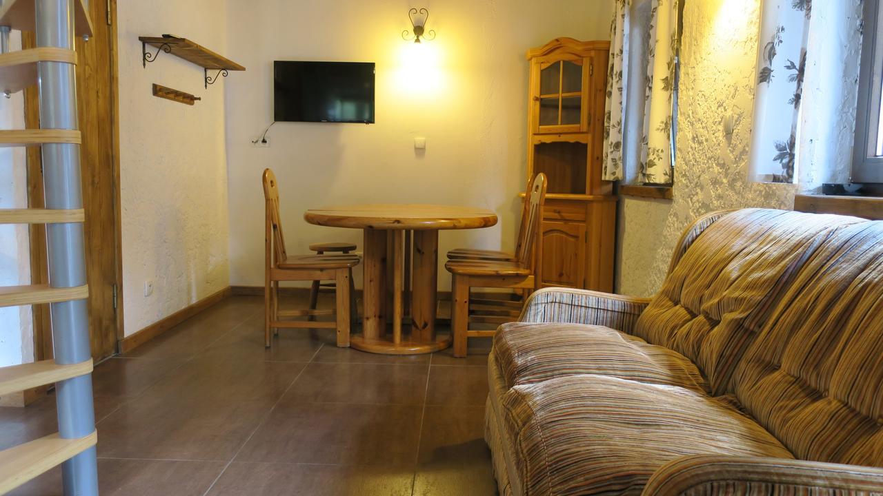 Osada Pod Czerwonym Debem - Czarny Mlyn Villa Jastrzebia Gora Exterior photo