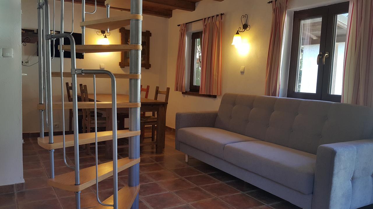 Osada Pod Czerwonym Debem - Czarny Mlyn Villa Jastrzebia Gora Exterior photo